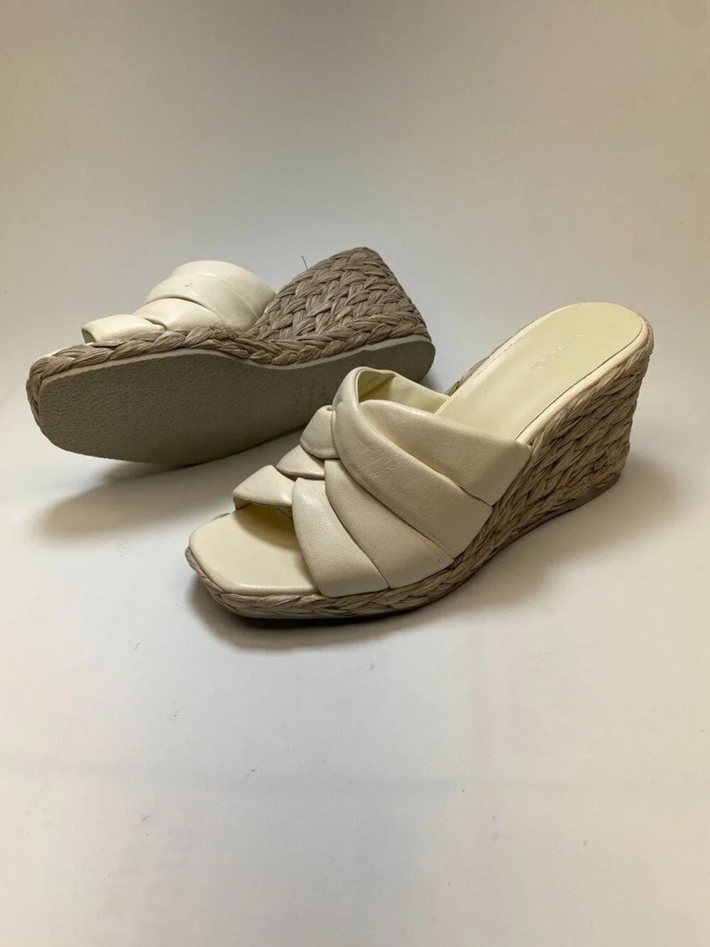 Vince Women's Gilian Marbel Cream Espadrille Wedge Sandals Sz 9m